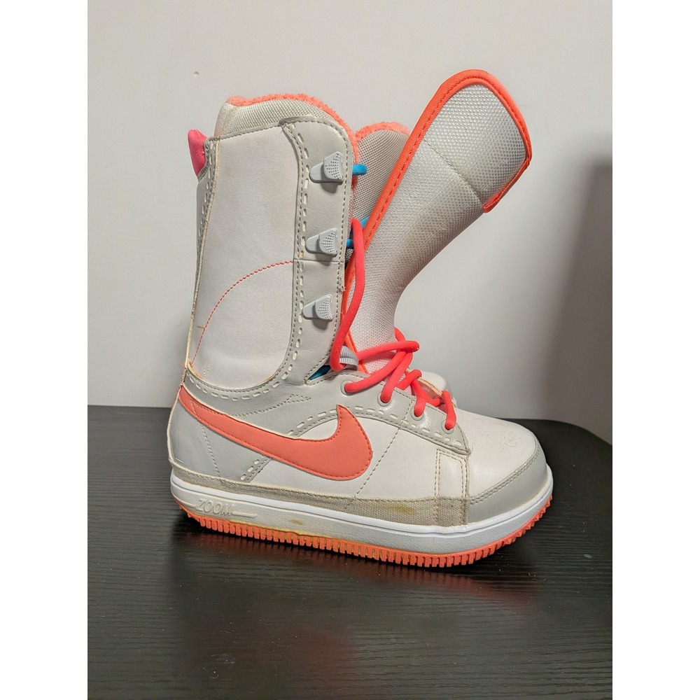 Nike Zoom BAXA Snowboard Boots Womens 6.5 White Coral Blue 407717-100 - Picture 3 of 15